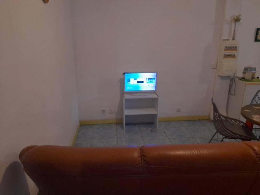 Ti Caze Meme Apartment Сен-Филип Екстериор снимка